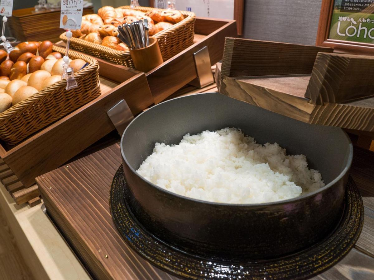 ซูเปอร์ โฮเต็ล คินชิโช-เอะคิเมะ